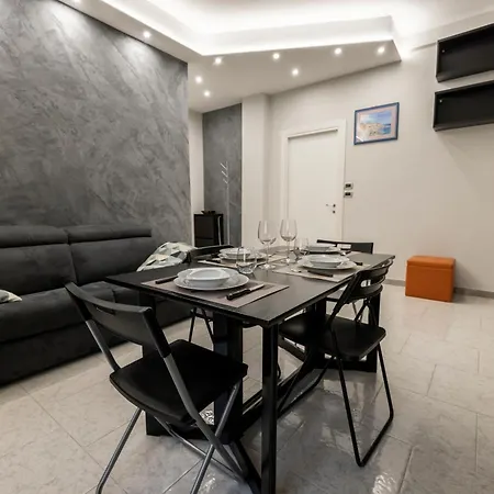 Apartment Tra Porta Susa E Piazza Statuto -cortile Interno- Turin