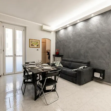 Tra Porta Susa E Piazza Statuto -cortile Interno- Διαμέρισμα